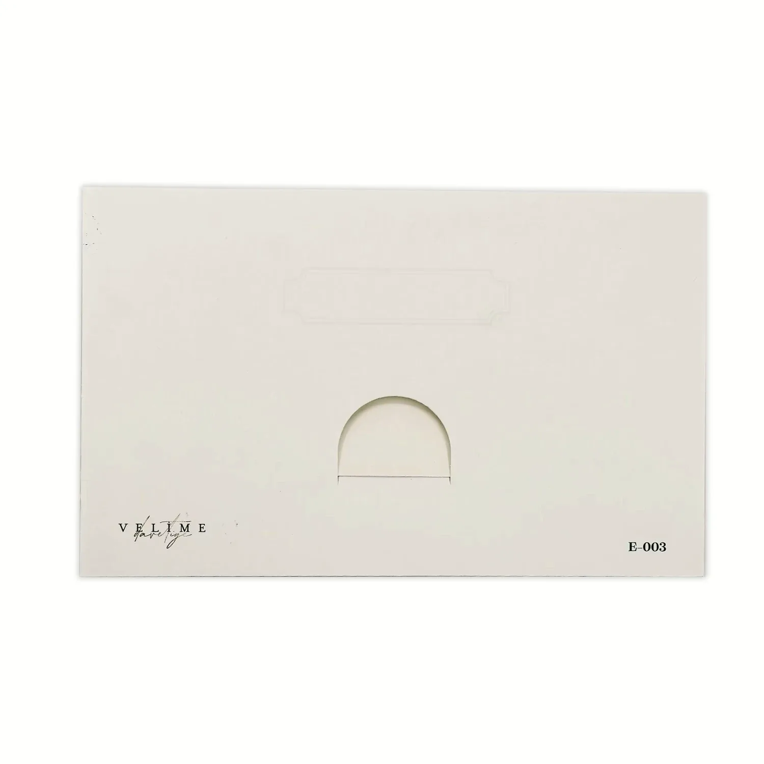 Beyaz Çiçek Süslemeli Yatay Davetiye