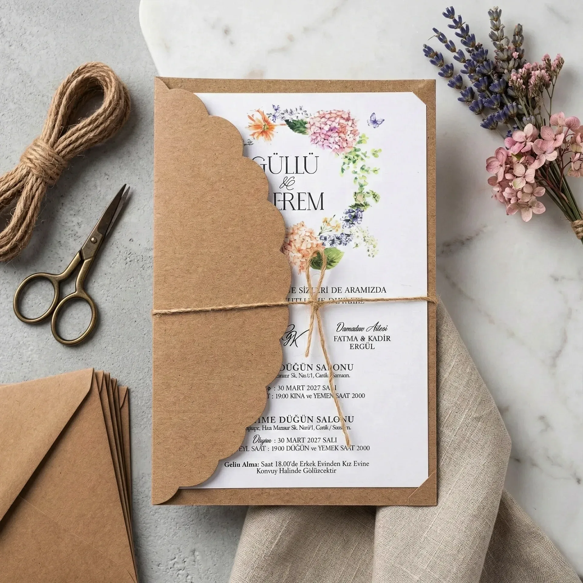 Çiçek Desenli İpli Kraft Davetiye
