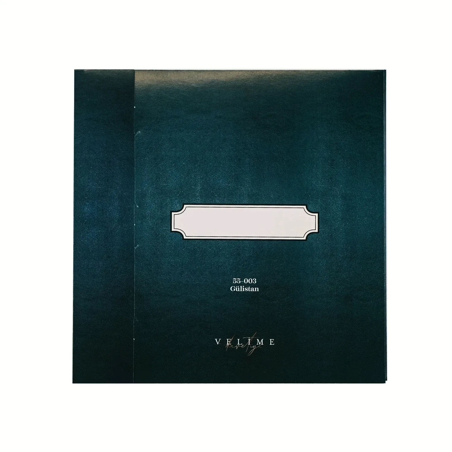 Koyu Zeminli Gül Motifli Davetiye